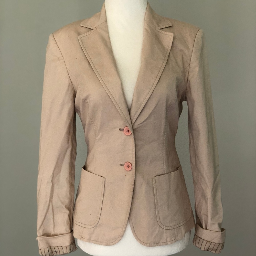 Camel two button blazer red and blue stripe lining